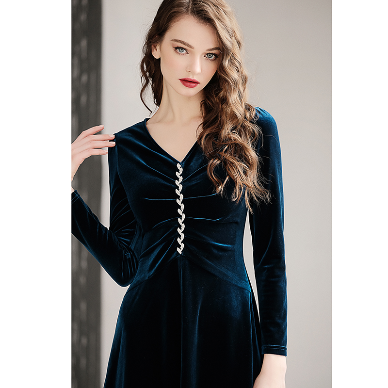 紫色高端金丝绒连衣裙长款过膝气质长袖大摆长裙女秋装2025年新款