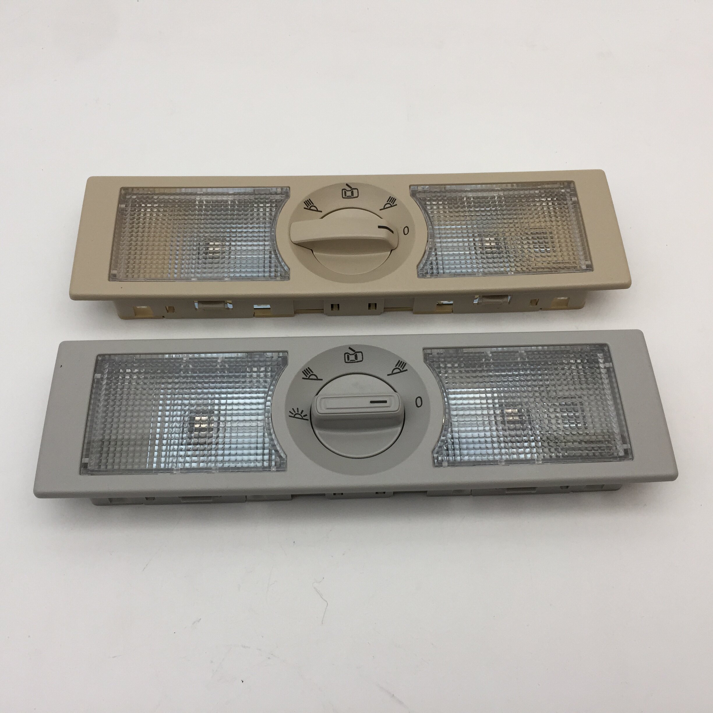 새로운 SANTANA LAVIDA POLO POLO TOURAN 자동차 뒷좌석 돔 라이트 독서 등 실내 조명 천장 조명