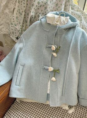 冬日铃蓝  森系少女感温柔学院风蓝色连帽小个子毛呢外套冬季新款