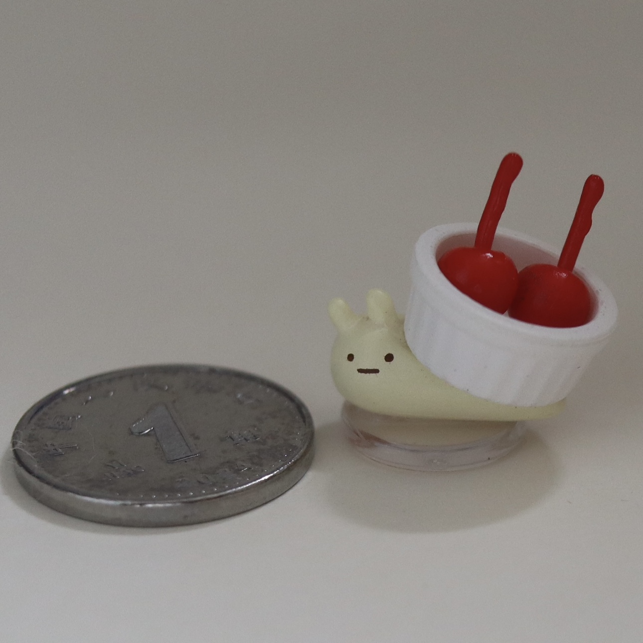 现货Rement微缩场景角落生物甜品厨房布丁蛋糕水果派甜点桌面摆件