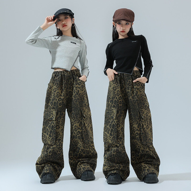女童街舞演出服hiphop潮酷模特走秀豹纹潮服套装儿童爵士舞表演服