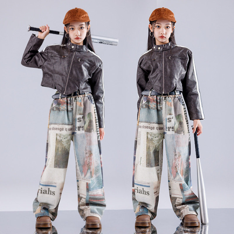 爵士舞服装女童嘻哈街舞潮服少儿hiphop演出服皮外套模特