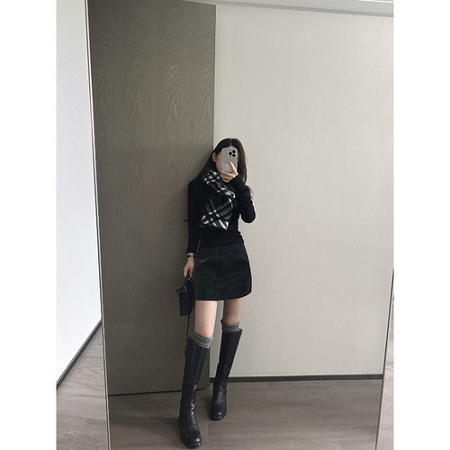 Rouqiu肉球小个子  秋季新款收腰休闲显瘦百搭时尚短款小皮裙女款