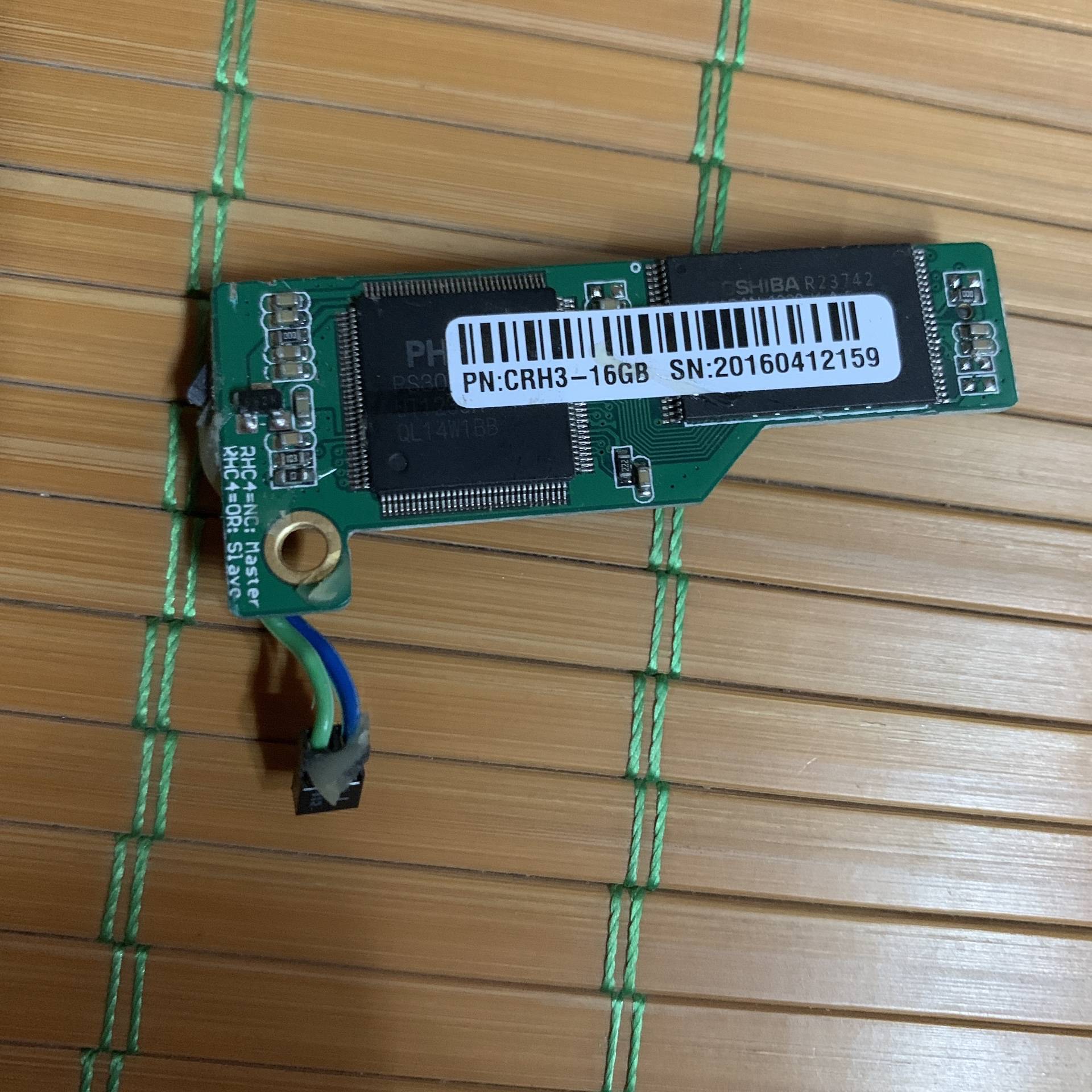 议价6A  CPU专用盘 件 IDE44电子盘 硬盘 CRH适用