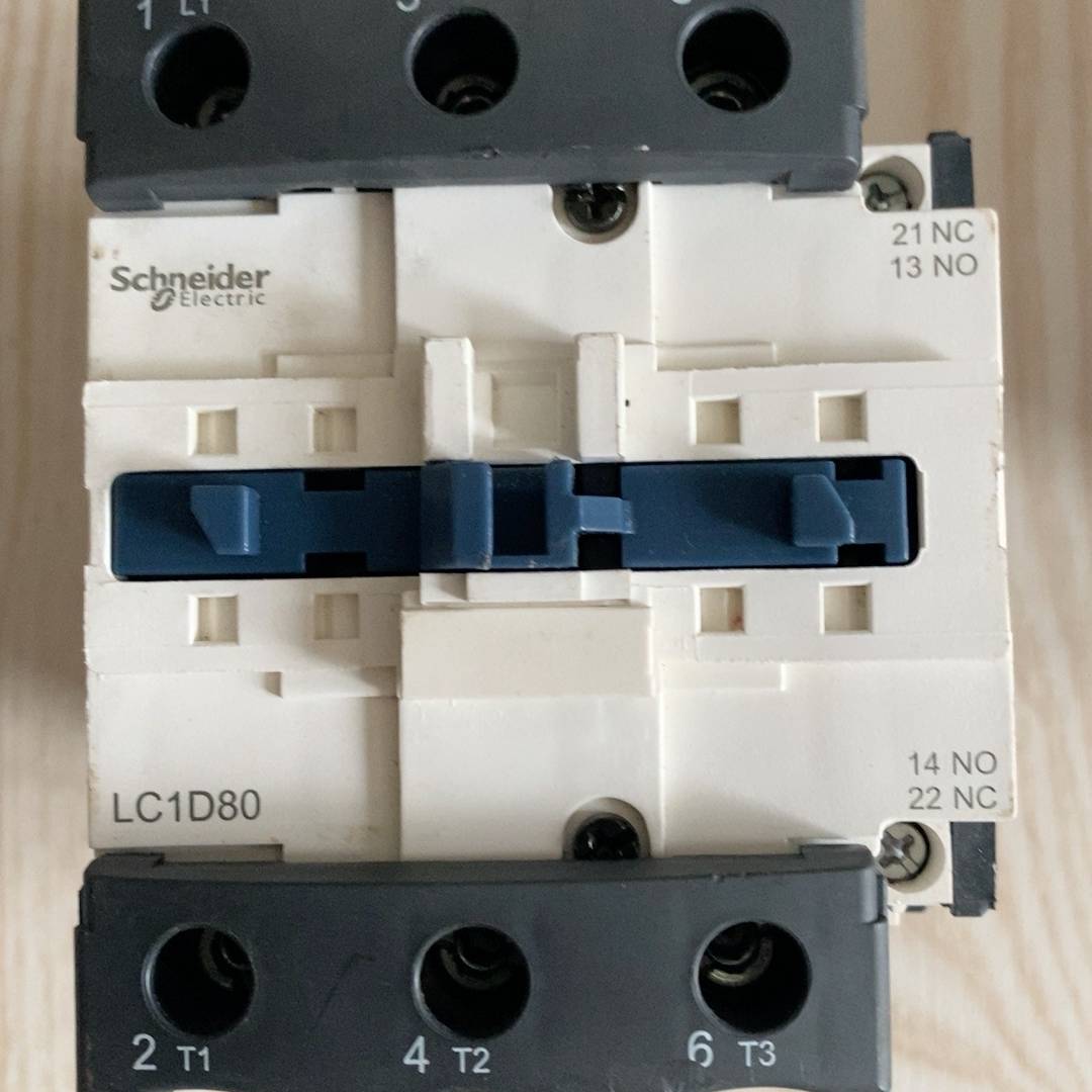 议价交流接触器 型号：LC1D80适用