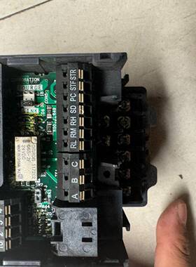 议价FR-CS84-012-60 变频器，功能包好，年份适用