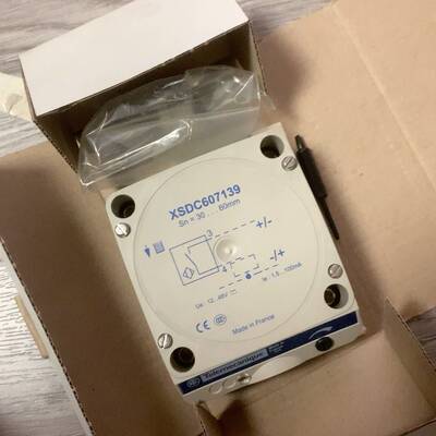 议价正品XSDC607139 接近开关适用