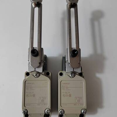 议价行程开关WLH12-RP-N，2个，成色如图，适用