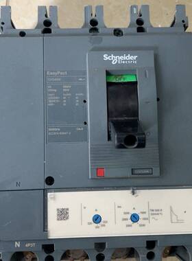 议价塑壳断路器4PCVS400F 4P320A，成色如图适用