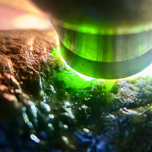 翡翠原石玉石毛料莫湾基敞口皮壳老辣色带表现种水阳绿牌子戒面料