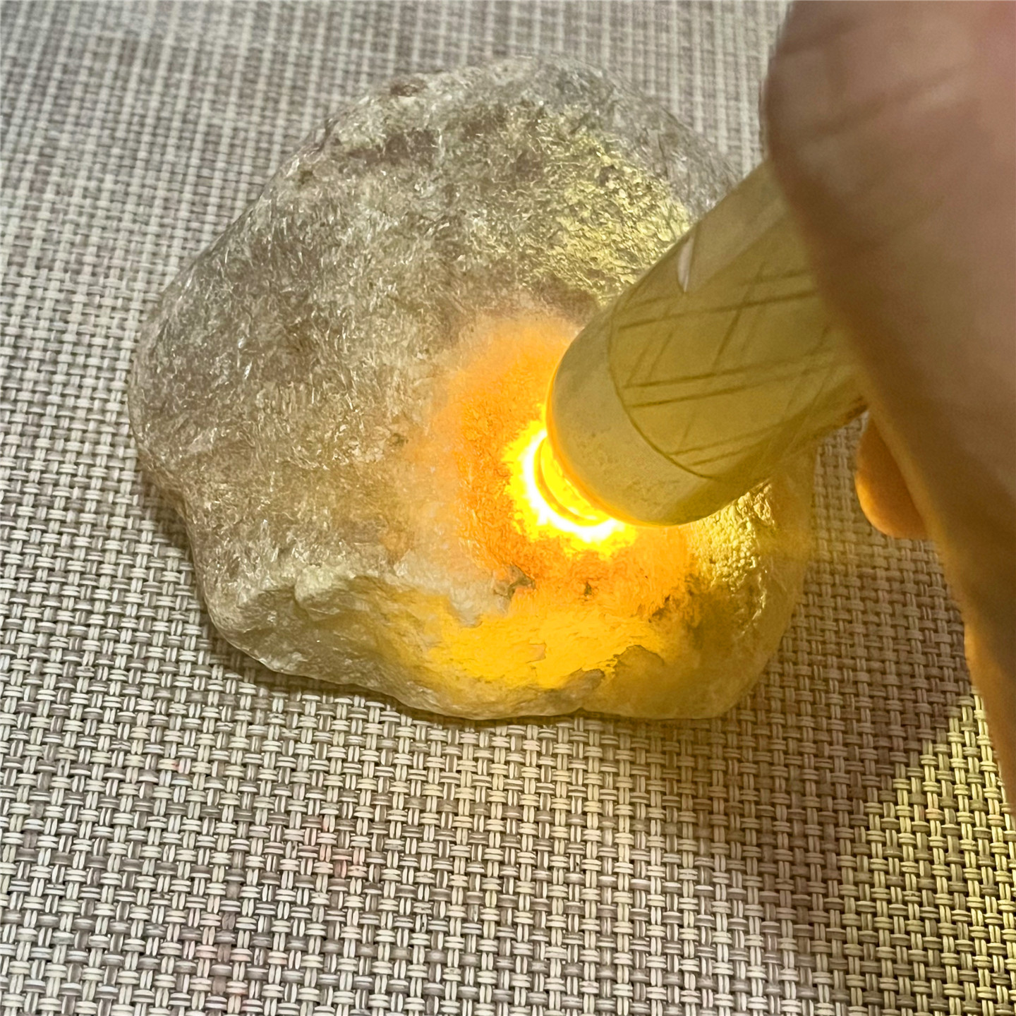 天然老坑翡翠玉石木那化冰牌子料