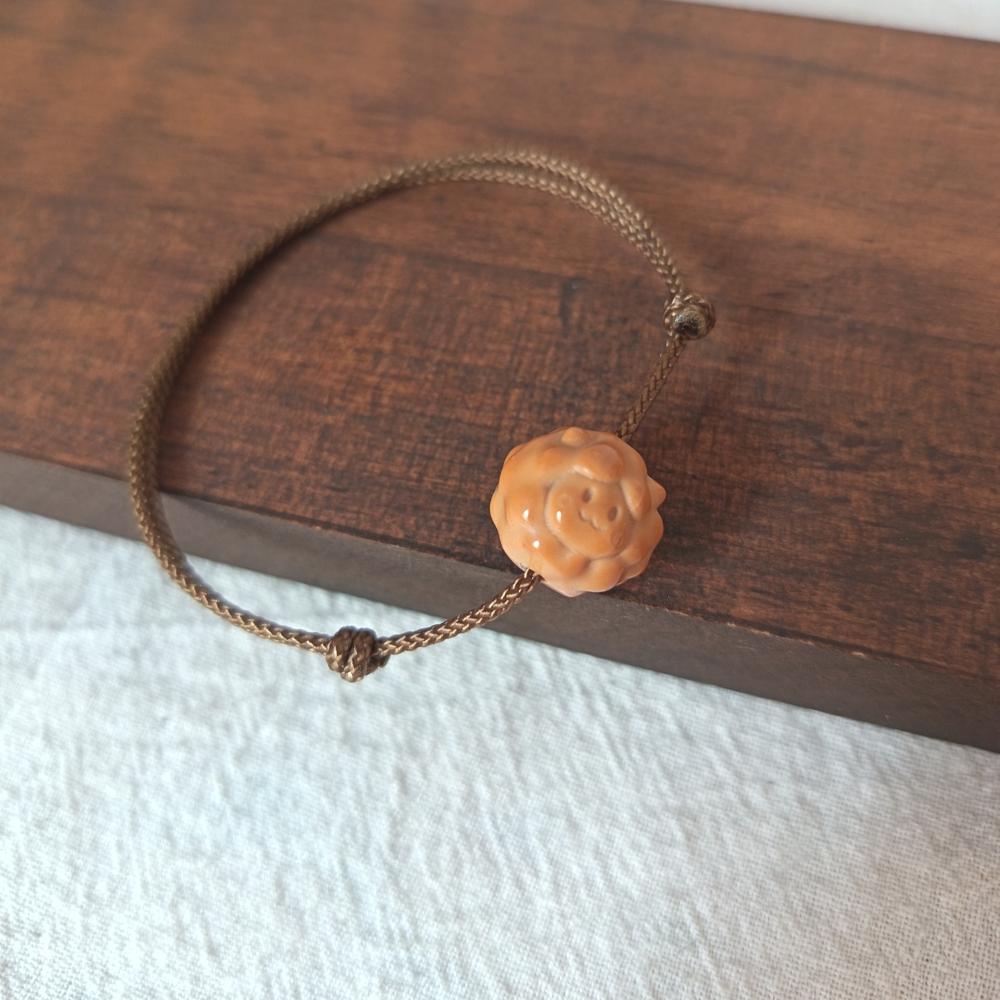 猴头雕刻小绵羊手链核桃原籽