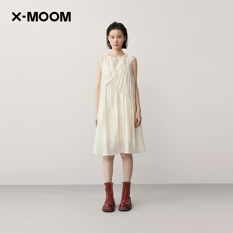 XMOOM打皱造型无袖连衣裙