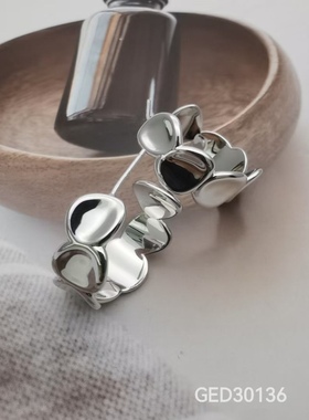 榴莲银饰 DURIAN 通体925银宽边c圈耳钉