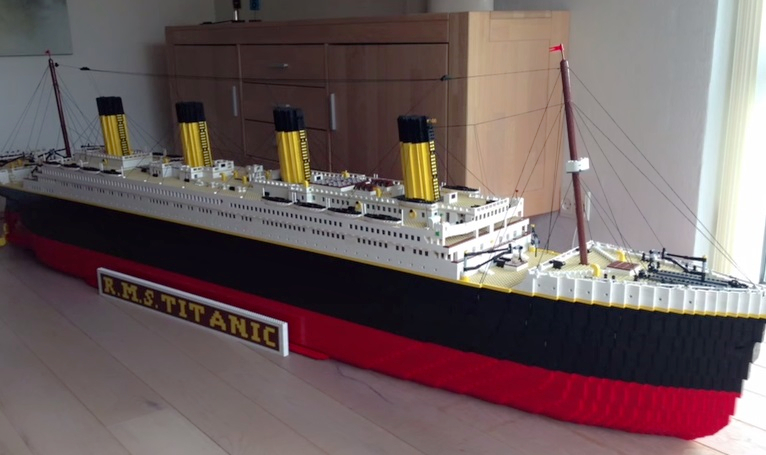titanic泰坦尼克号提供积木拼搭