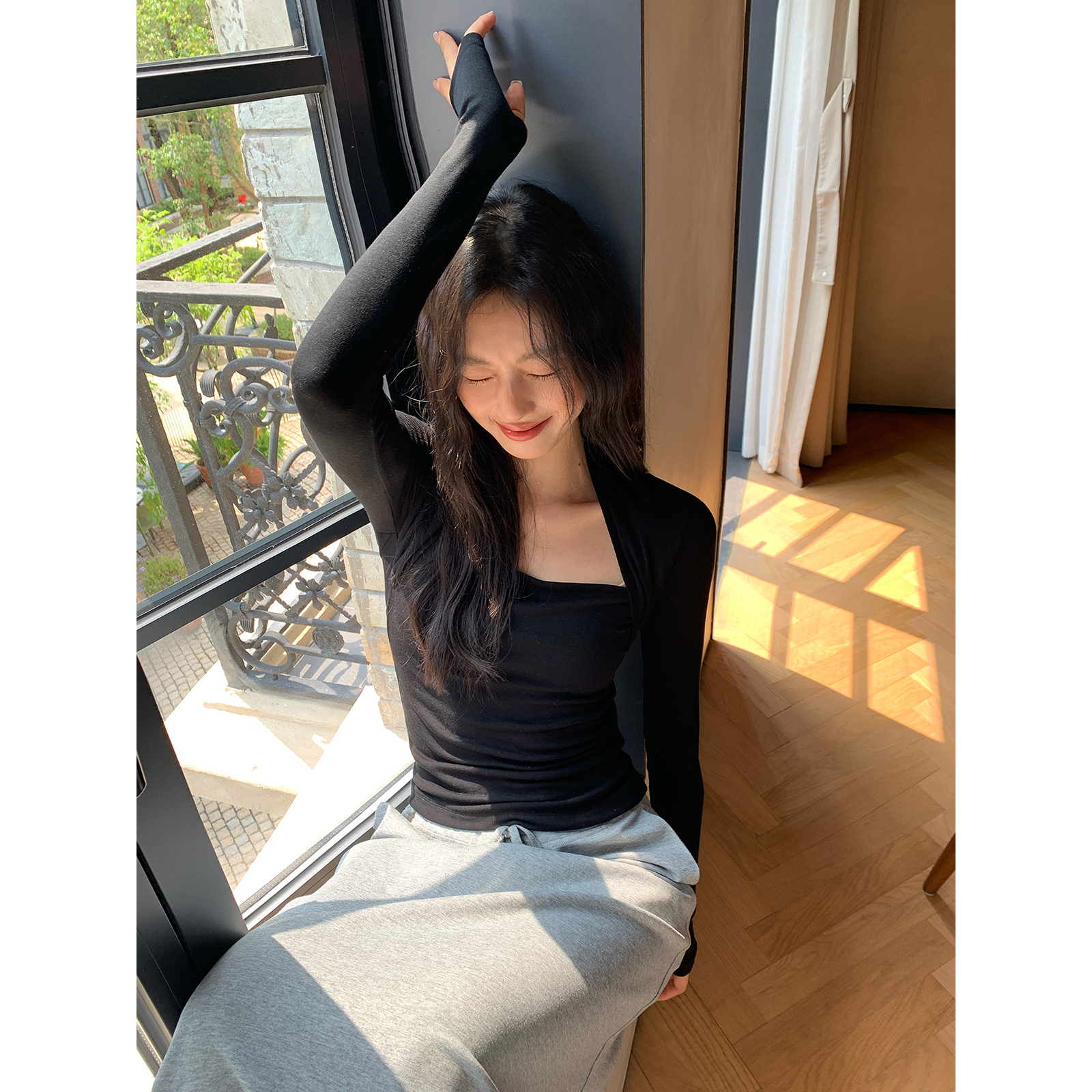 Creamsu叙白 黑色方领气质长袖T恤女秋季收腰显瘦内搭打底衫上衣