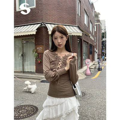 串珠可调节系带深V领褶皱T恤上衣