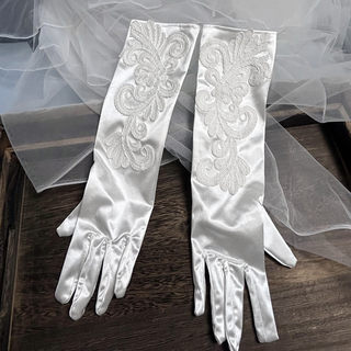 新款婚纱手套白色缎面主婚纱礼服配饰中长款花型款新娘结婚造型