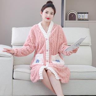 宽松保暖睡袍 纽扣睡衣女双面加绒一体式 2025新款 珊瑚绒浴袍开衫