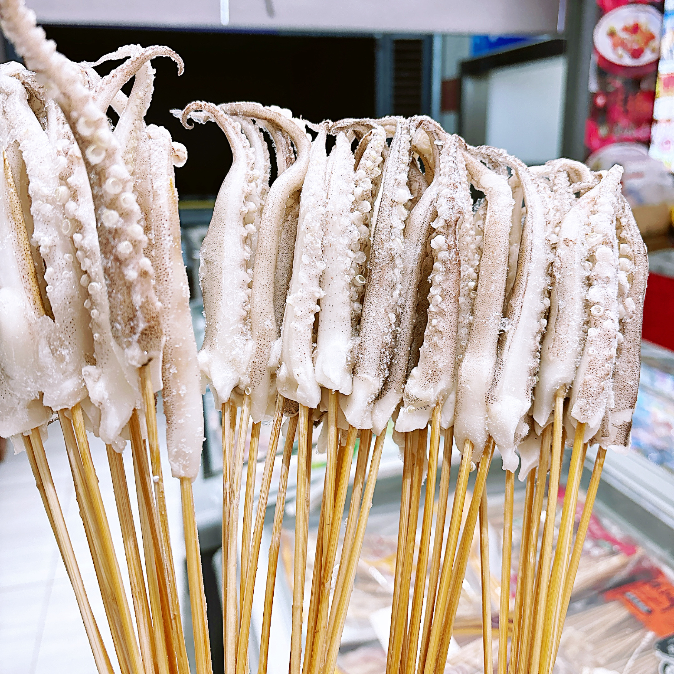 鱿鱼须串手把鱿鱼须油炸冷冻商用烧烤串串小串铁板鱿鱼须100串/包