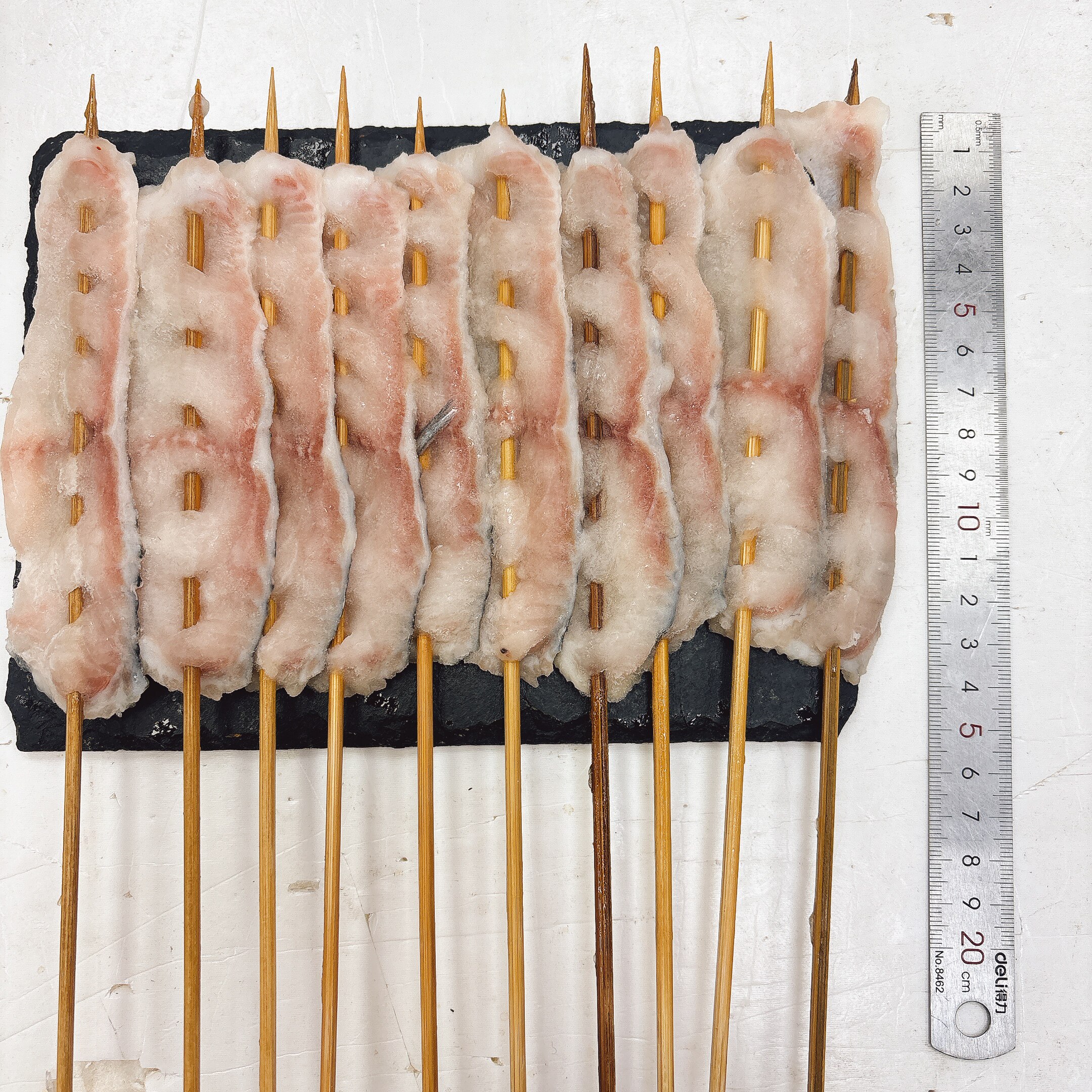 鲜香鱼片30串乌鱼片切片鱼肉串调理腌制半成品鱼片烧烤油炸夜市用
