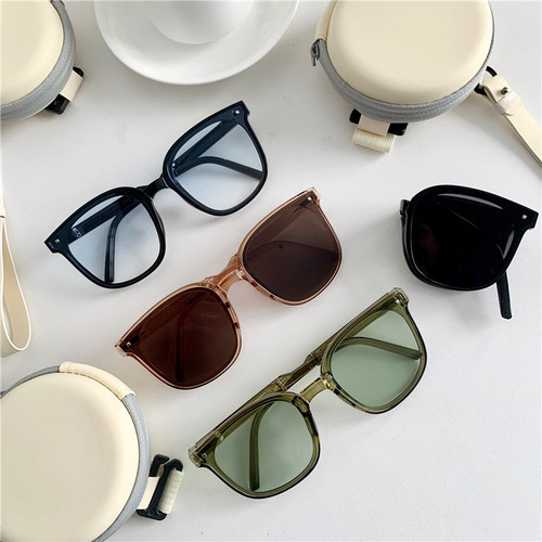 某下同款男女紫外线太阳镜