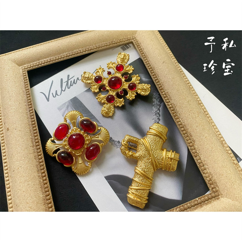 复古女复古宫廷风胸针包邮