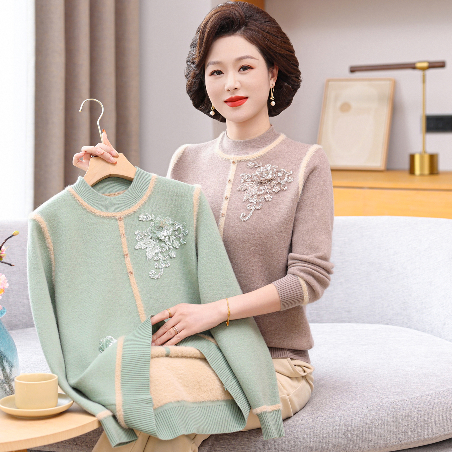 妈妈冬装2025新款加绒加厚毛衣中老年女一体绒针织羊毛打底衫上衣