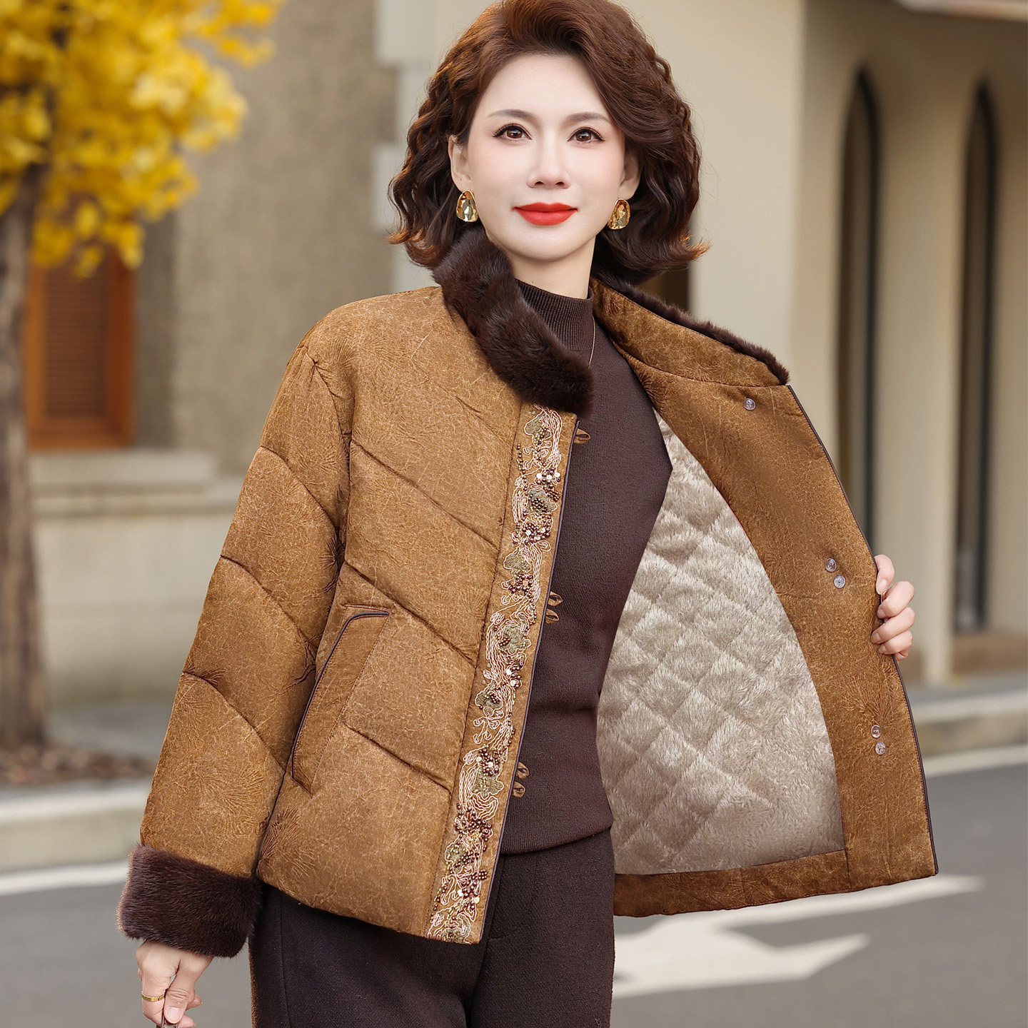 时尚棉服外套厂家亏本促销