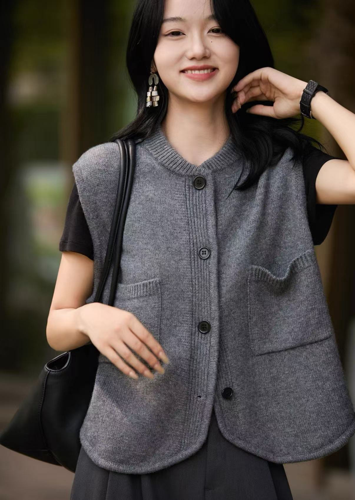 加厚100%纯羊毛马甲女圆领带兜无袖开衫背心坎肩宽松针织毛衣外套