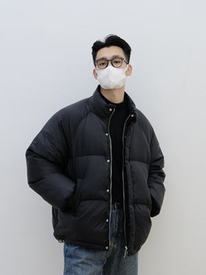 简约宽松立领日常短款羽绒服