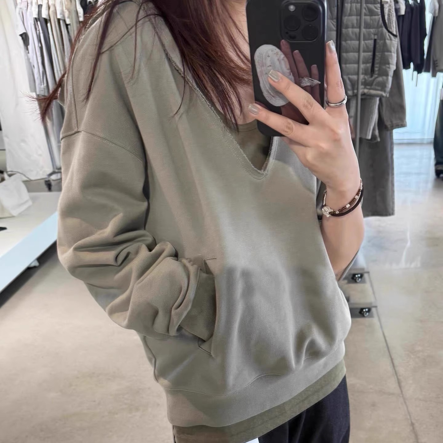 玩的是Gao端局！连帽V领毛边宽松女高克重毛圈秋冬卫衣 | 圣欧尼