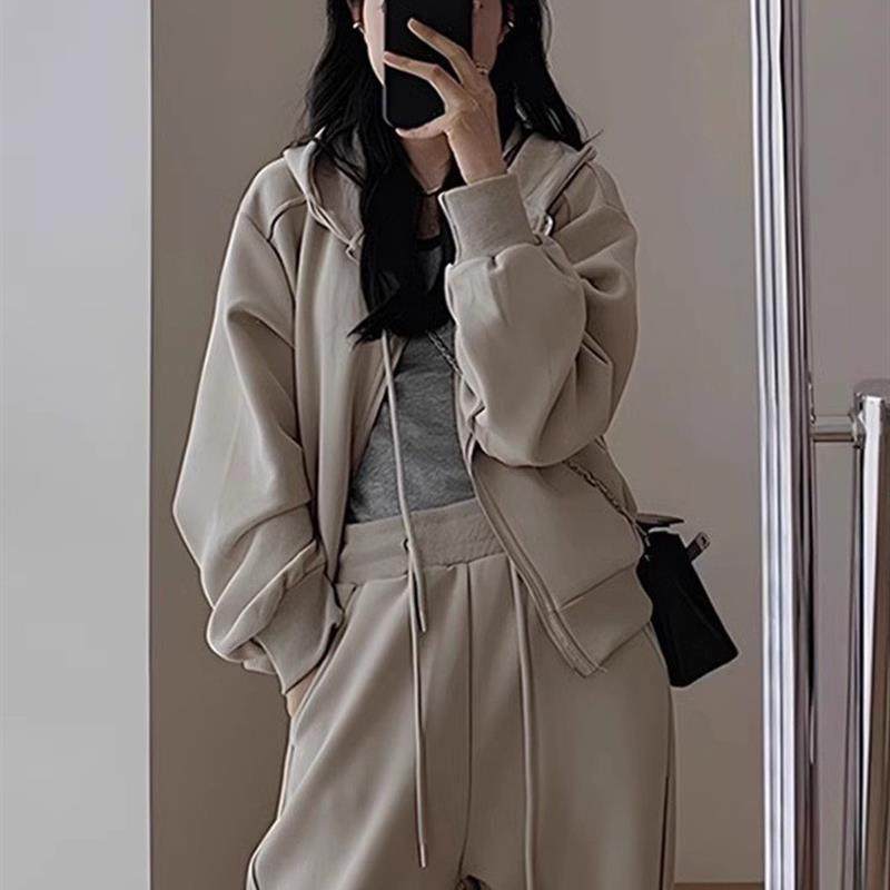 早秋装2025新款茶系穿搭一整套大码女装今年流行盐系卫衣两件套装,女装/女士精品,大码套装,淘宝优惠券,粉丝福利购,淘宝优惠卷