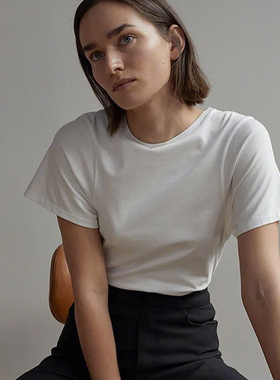 瑞典北欧小众Espera 特别弧形缩肩设计感 刺绣有机棉修身短袖T恤