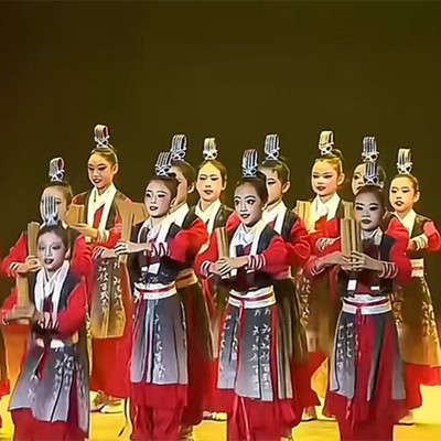 圣贤少年诵读孙子兵法舞蹈服