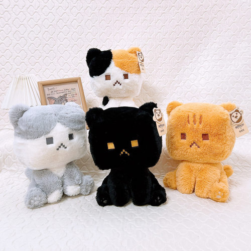 鼻涕熊咪桌伴玩偶方头三花猫毛绒公仔解压玩具蹲姿橘猫娃娃