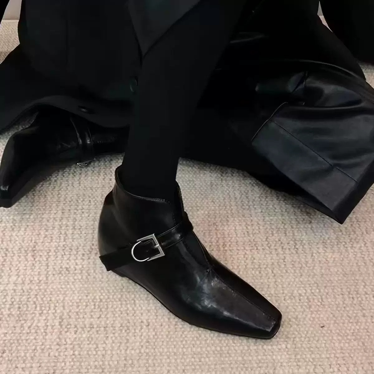 品牌法式平底内增高瘦瘦靴女短靴