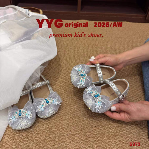 2026秋爱莎女童水晶鞋女宝宝水钻蝴蝶结公主礼服鞋银色小中童皮鞋