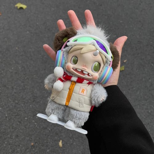 宝拉怪物收藏系列娃衣POLAR毛绒挂件滑雪套装可换装着替衣服泡泡
