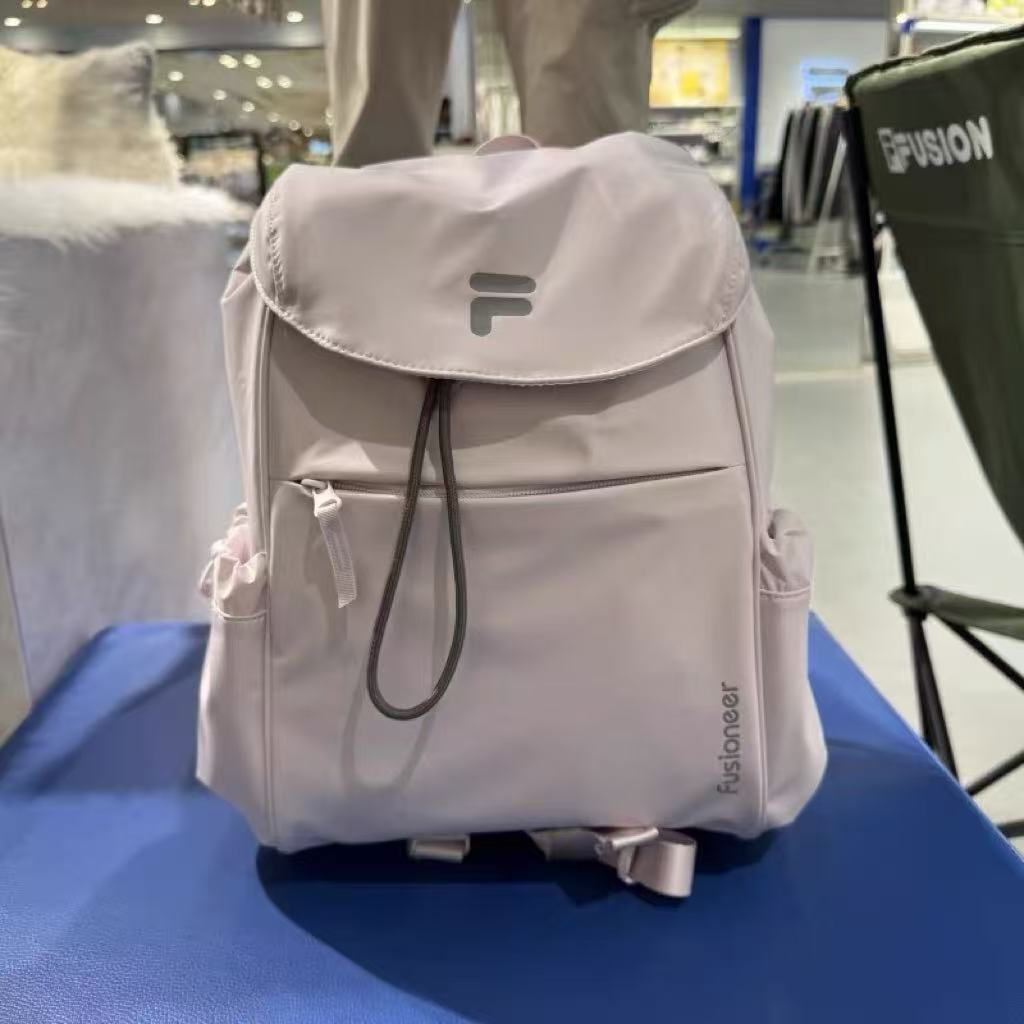 =冬季新款运动休闲百搭背包