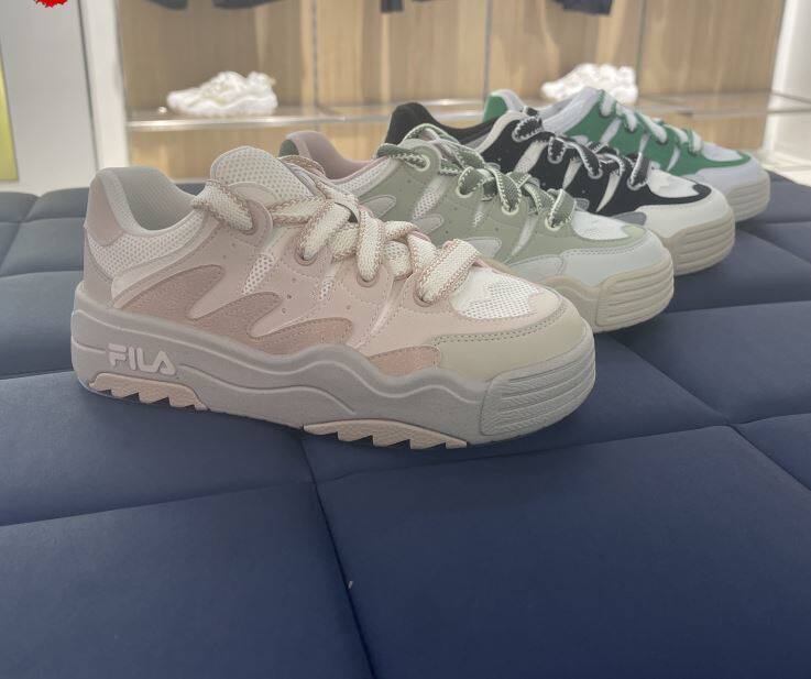 fila/斐乐2023年新款运动板鞋
