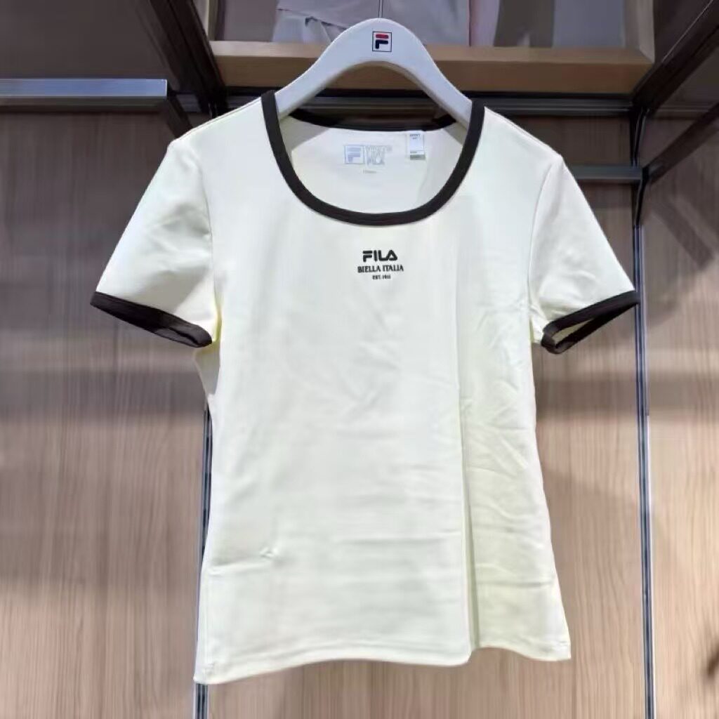 简约U领紧身甜美T恤针织短袖衫