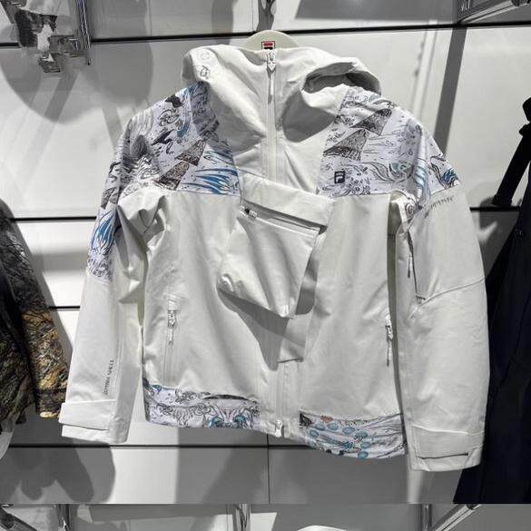 斐乐Fila正品25春款女装防水透湿专业运动梭织连帽外套A11W517719