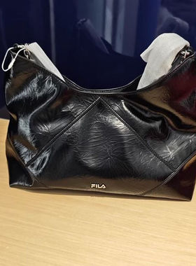 斐乐fila正品25夏秋新款女士包包时尚运动休闲单肩挎包F13W538162