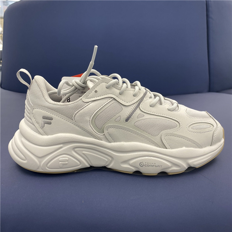 Fila斐乐全年爆款情侣火星百搭