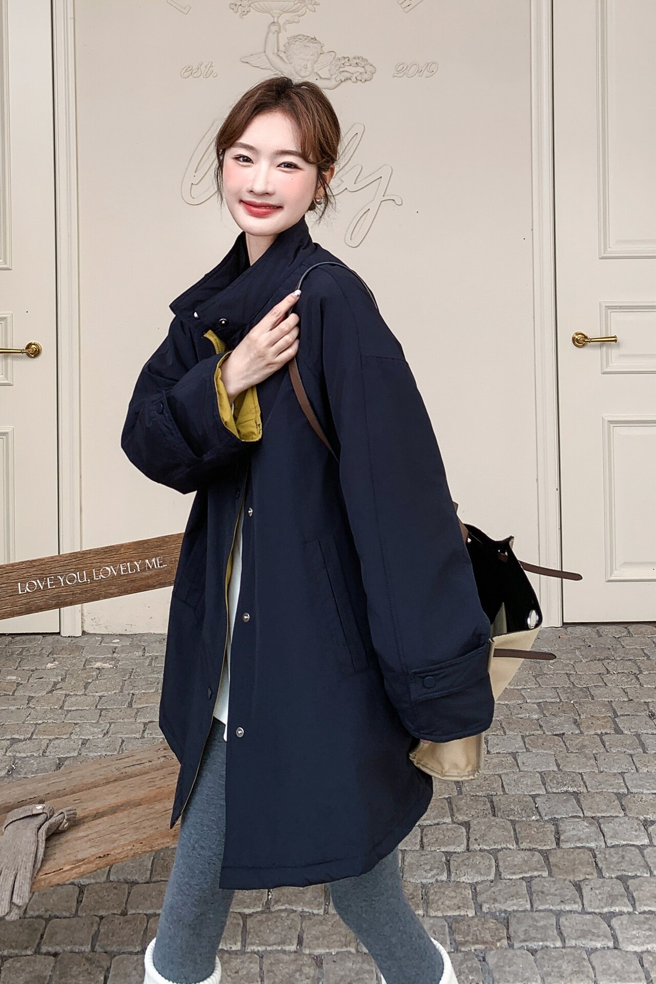 现货2025冬季新款25106-P295-K448藏青撞色风衣式90羽绒服,女装羽绒服,浙宝128（原290）