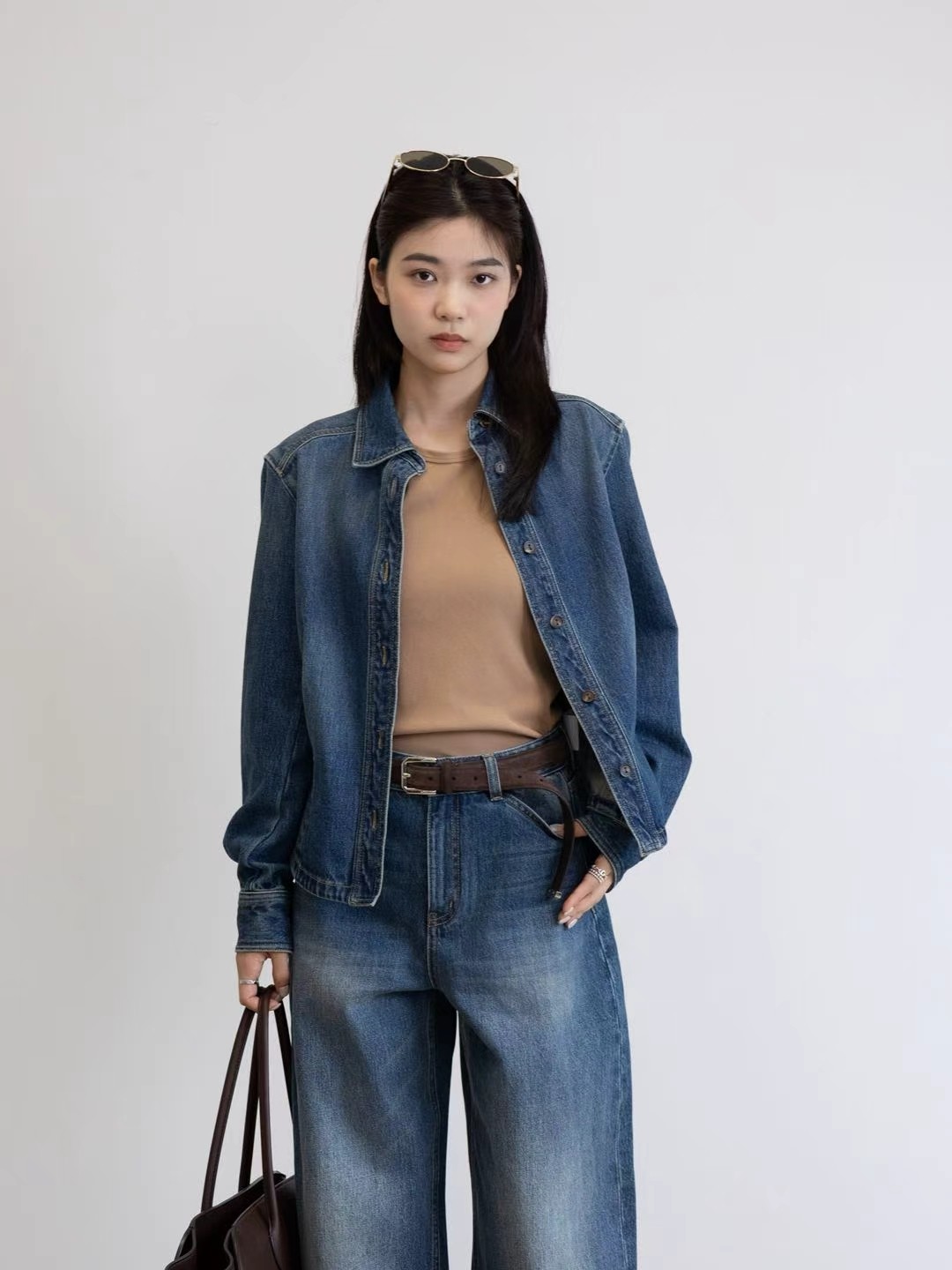 YK正品时尚百搭显瘦设计师款牛仔衬衫  特价不退不换