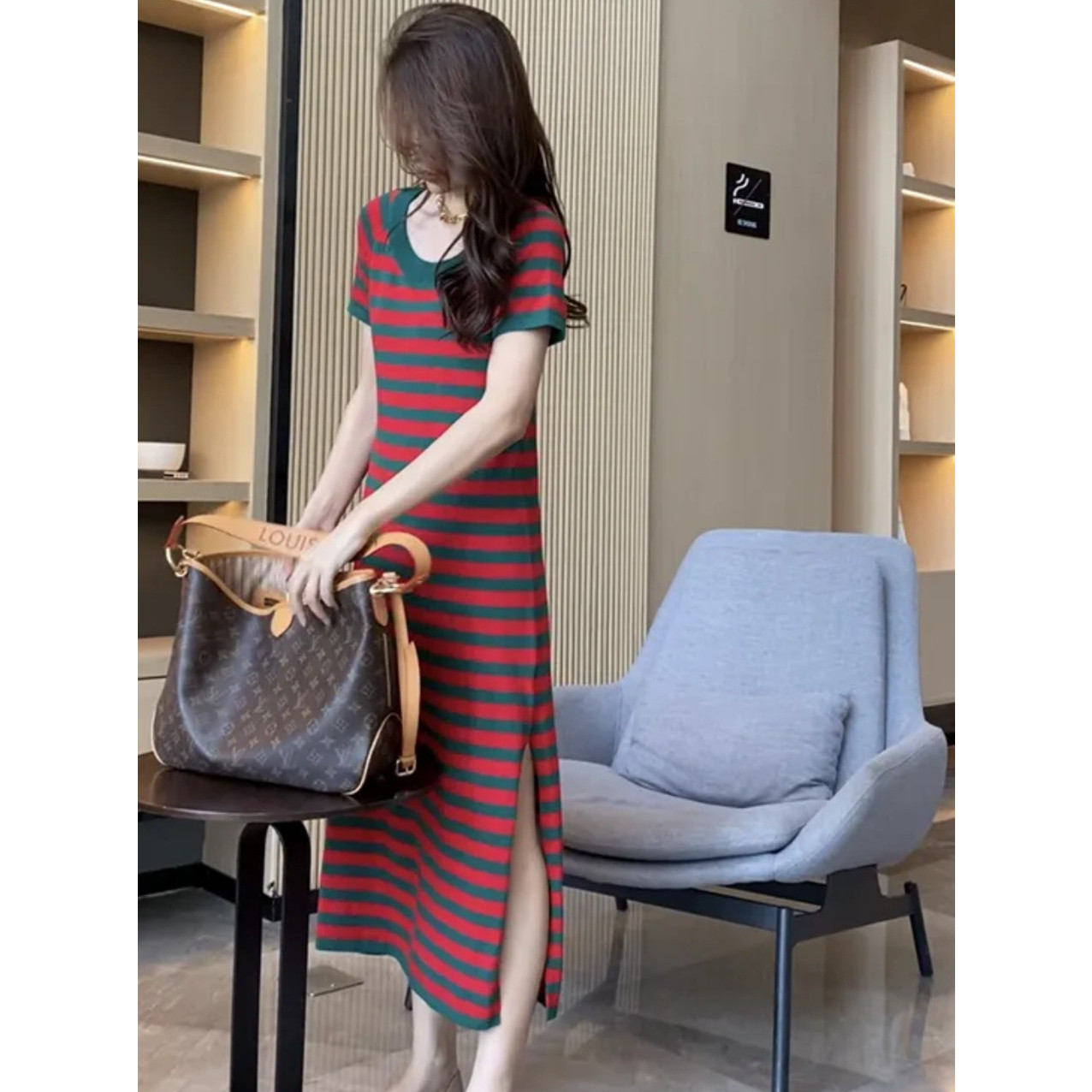 折扣店商场撤柜女装尾货清仓特价条纹连衣裙开叉显瘦中长款t恤裙