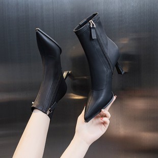 歐美時尚 子女秋季 2025年細跟尖頭瘦瘦短靴時尚 中筒彈力單靴 高跟鞋