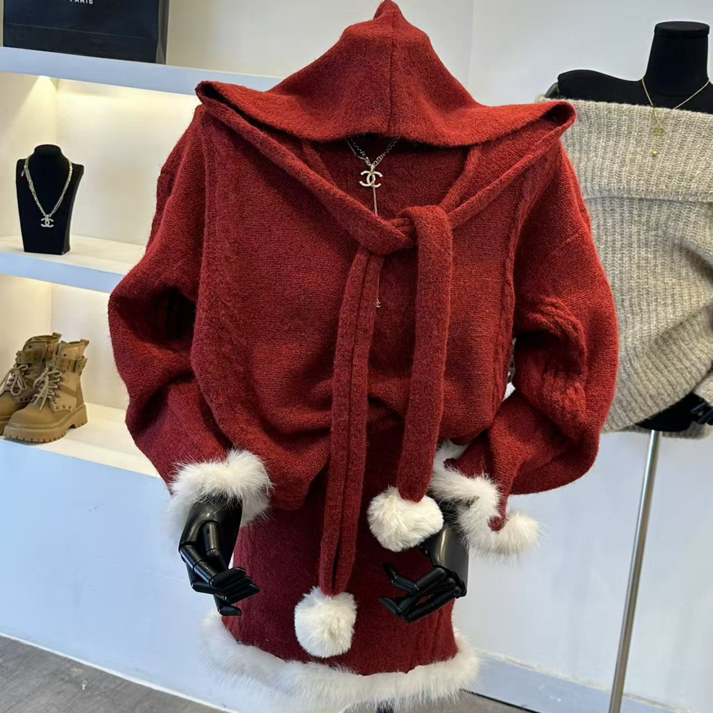 新年连帽围脖针织毛衣短裙套装女